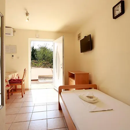 Apartments Matin Novalja Exterior photo